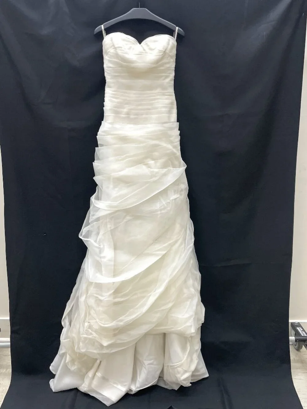 Pnina Tornai Style #4171 Kleinfeld Organza Pleated Mermaid Dress - Picture 1 of 12